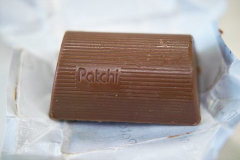パッチ；チョコレート詰め合わせ
