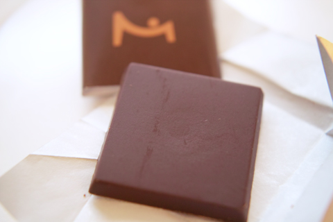 ラ・メゾン・デュ・ショコラ;ビターチョコレートのキャレ