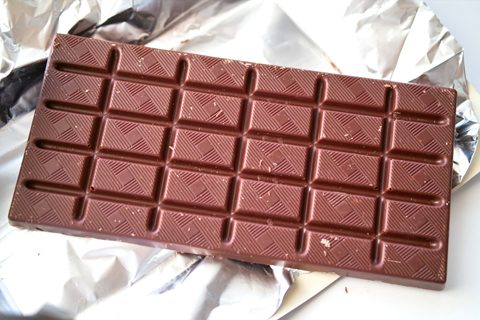 ショコラマダガスカル；ダークチョコレート61% こぶみかん フルール・ド・セル