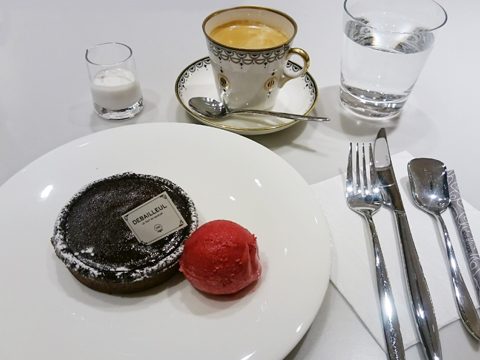 ドゥバイヨル;タルトショコラノワールセット