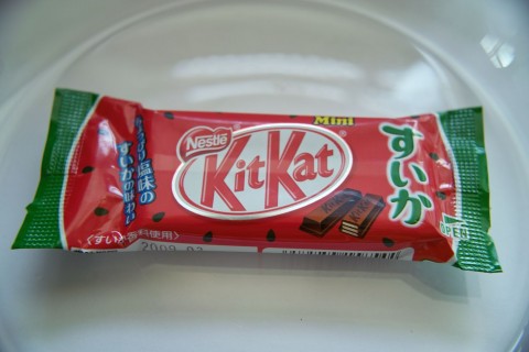 ネスレ；キットカット ミニ すいか外装