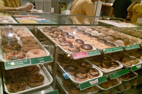 クリスピー・クリーム・ドーナツのディスプレイ クリスピー・クリーム・ドーナツのディスプレイ